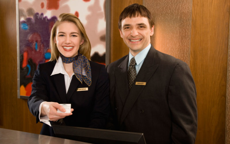 Bạn có thể làm quản lý điều hành khách sạn/nhà hàng sau khi học F&B